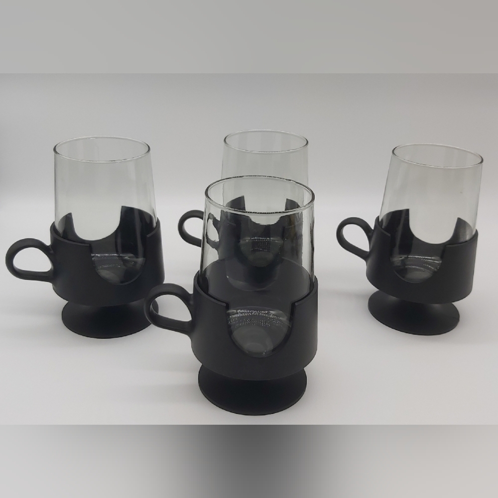 Vintage Corning Glas-Snap mugs. Set of 4